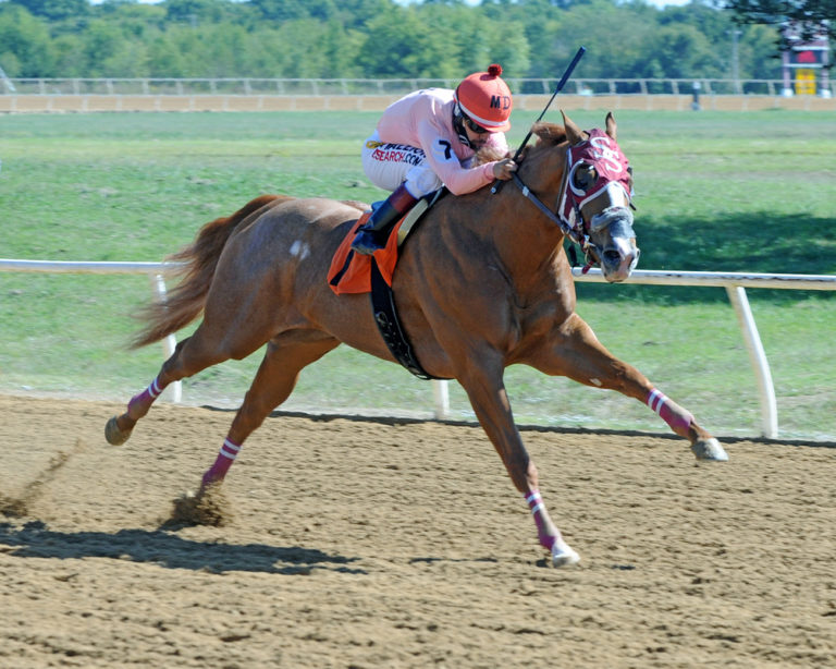 Fall racing season concludes at Will Rogers Downs Tribal Gaming and